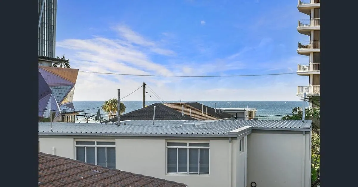 Apartment Surf And Sand Seaside Stay Gold Coast