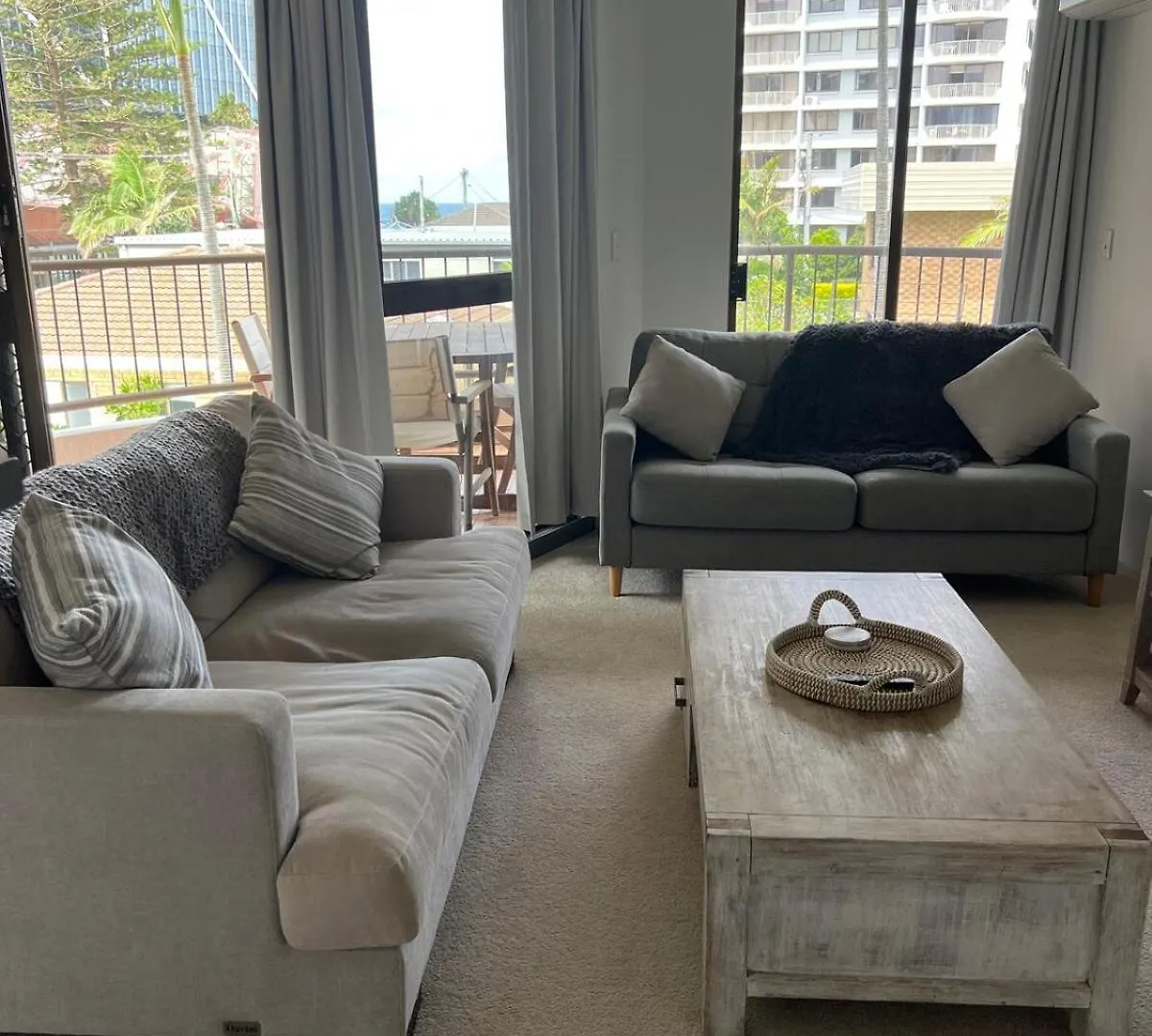 Surf And Sand Seaside Stay Gold Coast Apartment